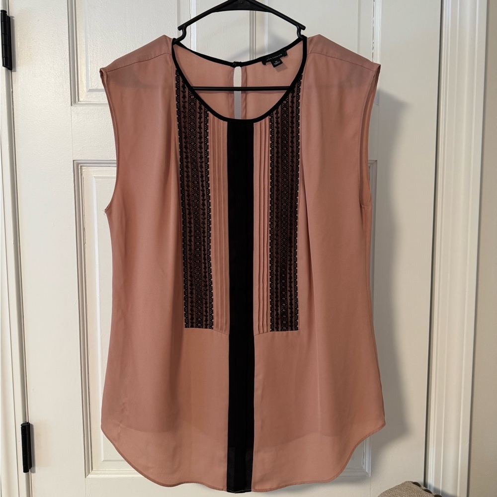 Ann Taylor Blush and Black Sleeveless Blouse